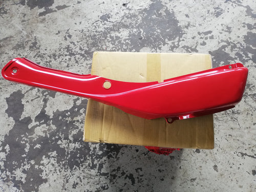 Seitenteil Rahmenverkleidung links RV 125 rot