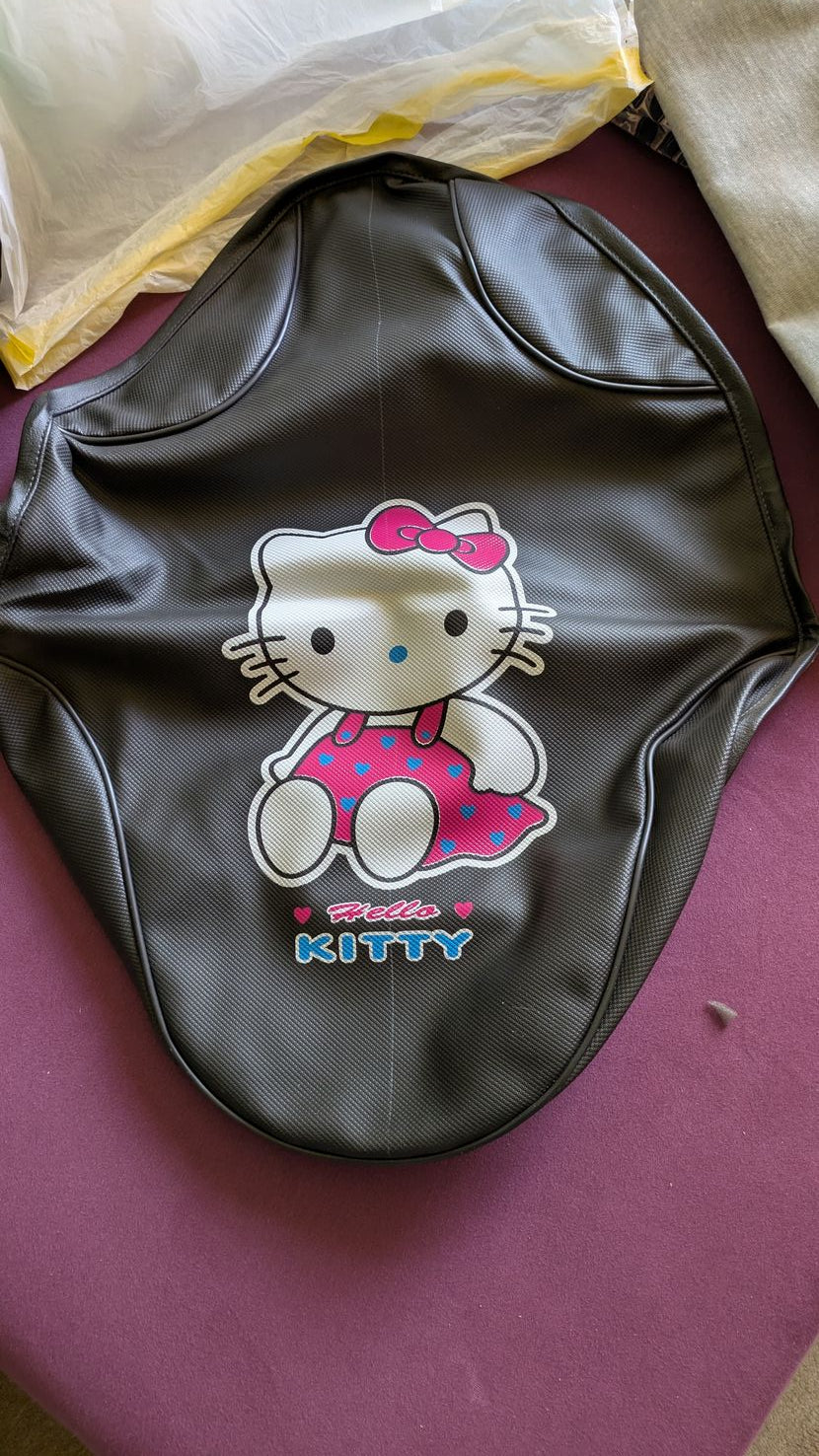 Sitzbankbezug  RV50 Zweisitzer kurz Entenbürzel mit Hello Kitty