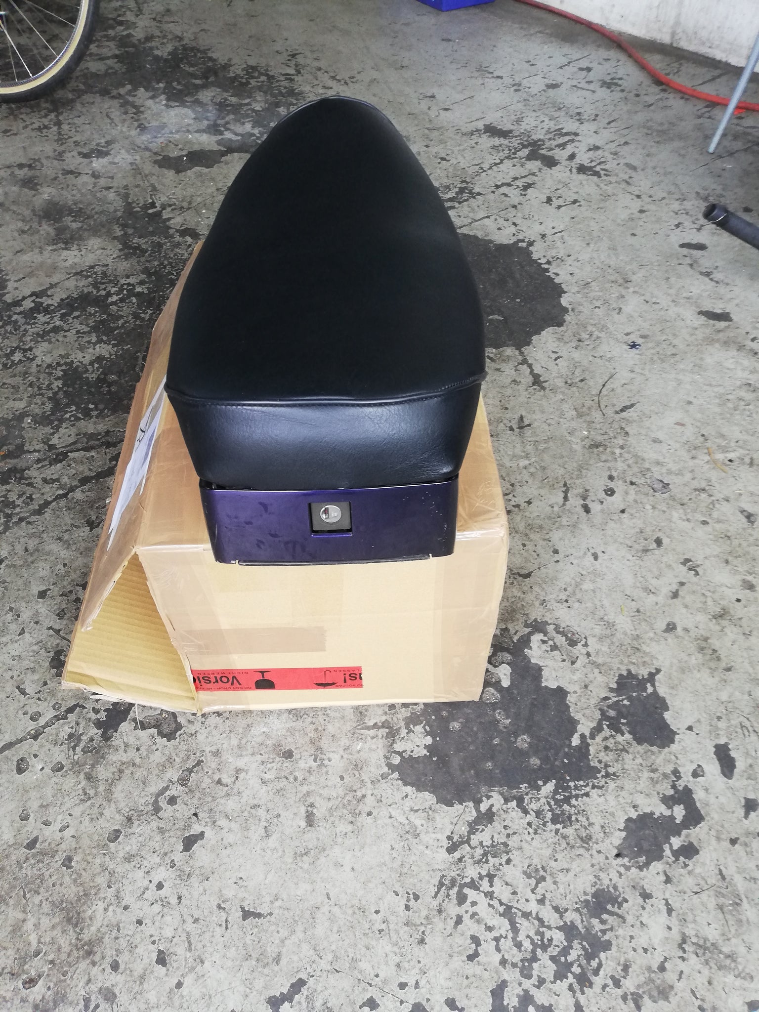 vespa-pk-50-xl-schwarz-sitzbank-harald-s-oldie-shop