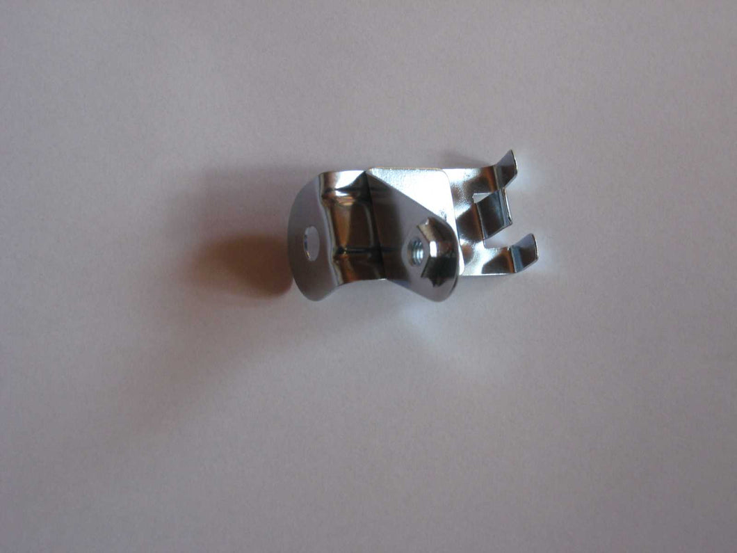 Halter Verkleidung rechts RV 50