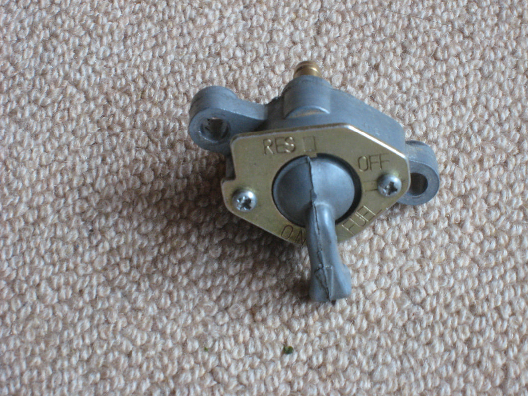 Original Benzinhahn überholt RV 50/125