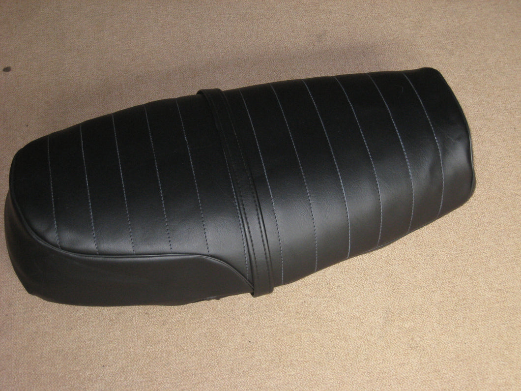 GT 750 Sitzbankbezug inklusive Riemen