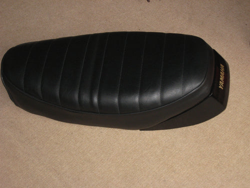 SR500 2J4 Sitzbankbezug